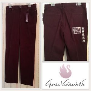 GLORIA VANDERBILT Burgundy Jeans